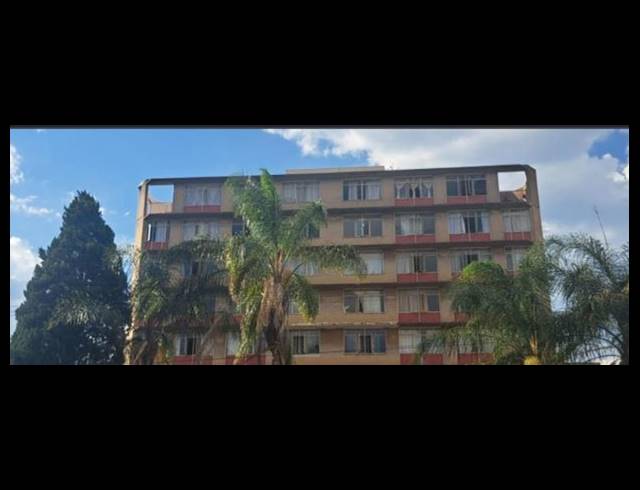 3 BEDROOM FLAT FOR SALE IN ANNLIN-WES